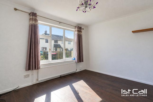Harridge Close, Leigh-On-Sea photo 2