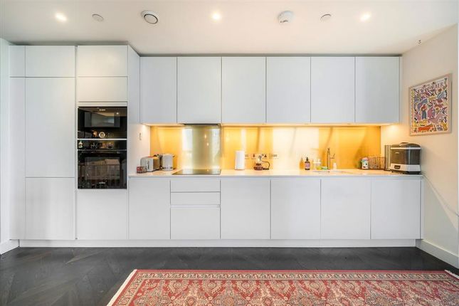 Flat 76, 5, Tidemill Square, London photo 3
