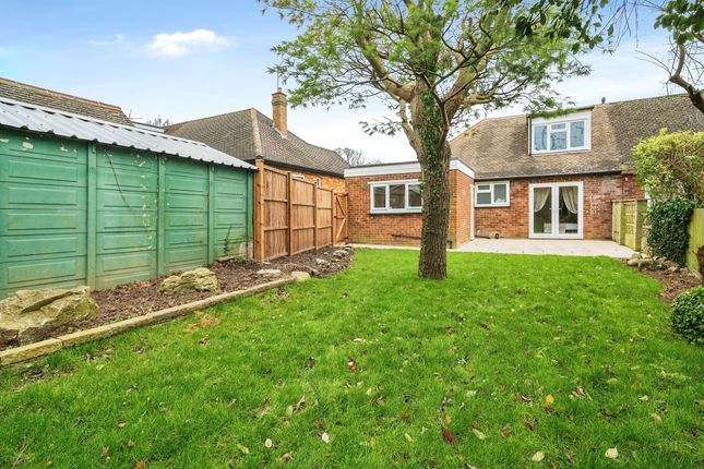 Bungalow for sale in Mile House Close, St.Albans