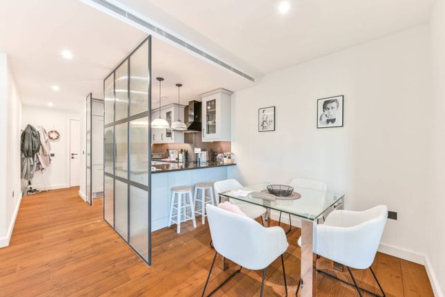Thumbnail Flat for sale in Emery Way, Wapping, London