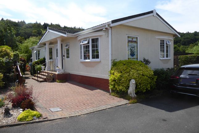 2-bed caravan on 35, Severn Bank Park, Bewdley Road, Stourport on Severn, £320,000