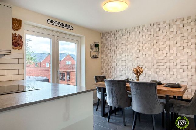 33 Hambledon Mill Park, Accrington photo 4