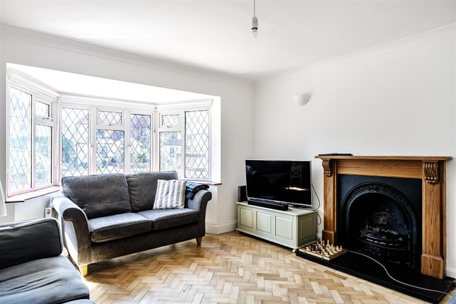 33, Wilbury Avenue, Sutton photo 4
