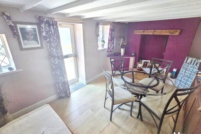 25, Pen-y-Fai Road, Bridgend photo 4