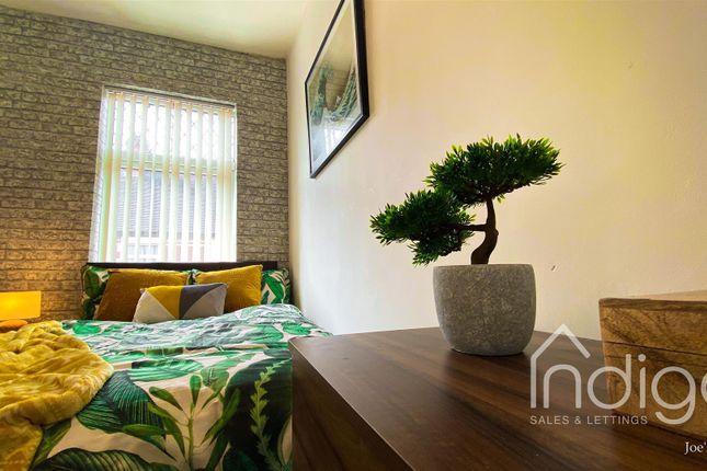 Room 4, 7, Fletcher Road, Stoke-On-Trent photo 3