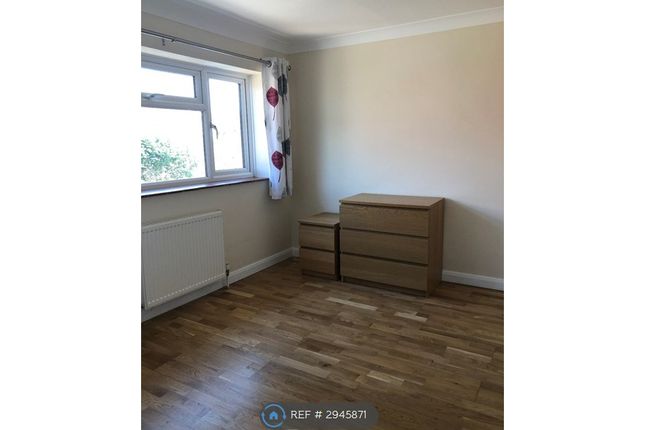 Bostock Avenue Roffey, Horsham photo 4