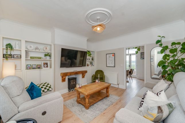 347 Haggstones Road, Sheffield photo 4