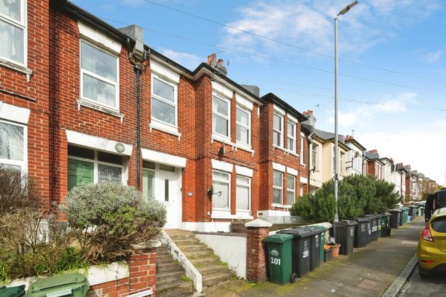 2-bed flat on 201, Bear Road, Brighton, £270,000