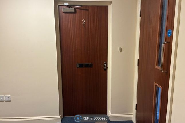 Flat, Edward House Talbot Drive, Poole photo 5