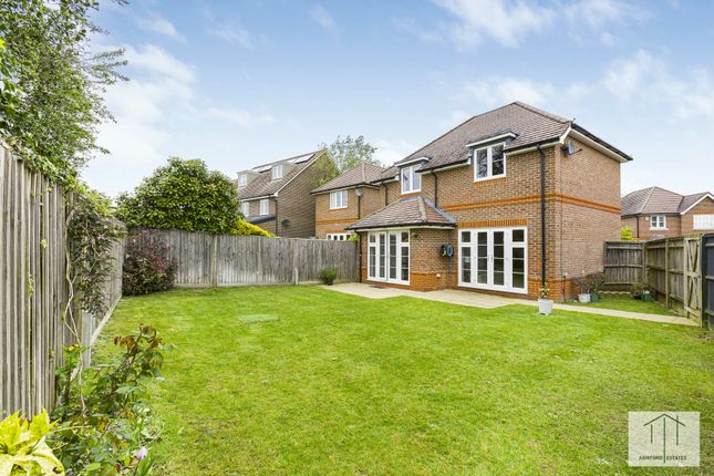 Detached house to rent in Farmers Place, Gerrards Cross