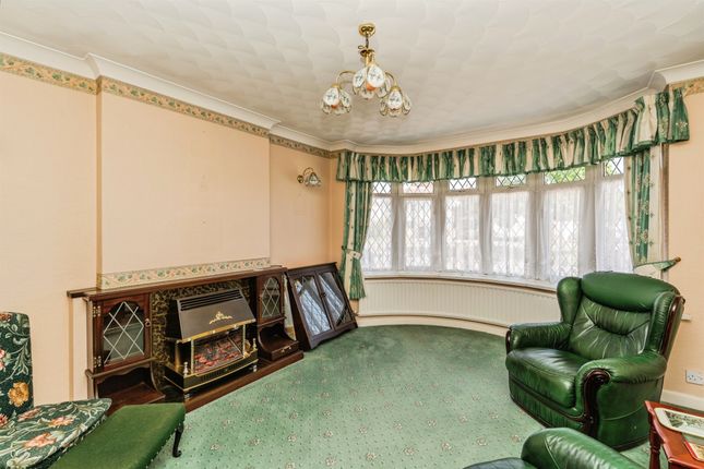 56, Hammonds Lane, Southampton photo 3
