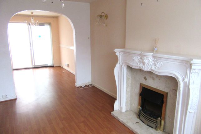 15, Redwood Road, Liverpool photo 3