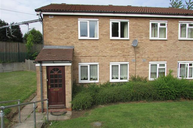 Thumbnail Maisonette to rent in Chaucer Close, Tamworth, Staffordshire