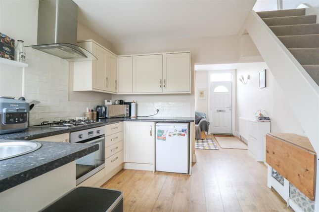 Thumbnail Terraced house for sale in Croft Road, Newmarket