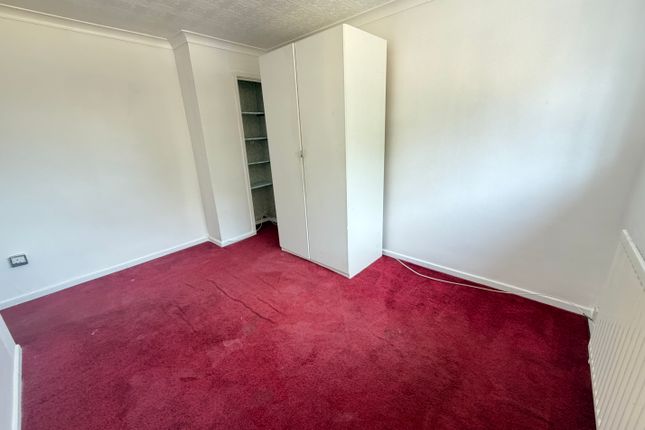 15, Phipps Avenue, RUGBY photo 4