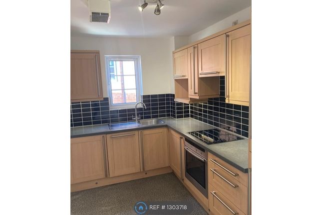 Thumbnail Flat to rent in Great Western Road, Gloucester