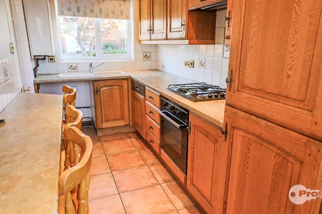 14, Freswick Close, Hinckley photo 3