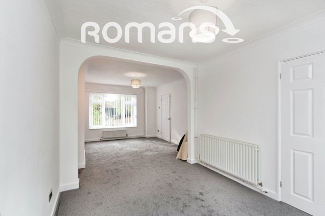 1, Lynn Way, Farnborough photo 5