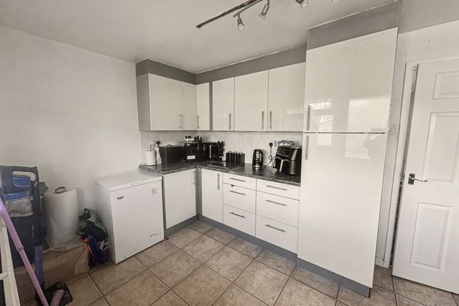 86 Lily Hill Street, Manchester photo 5