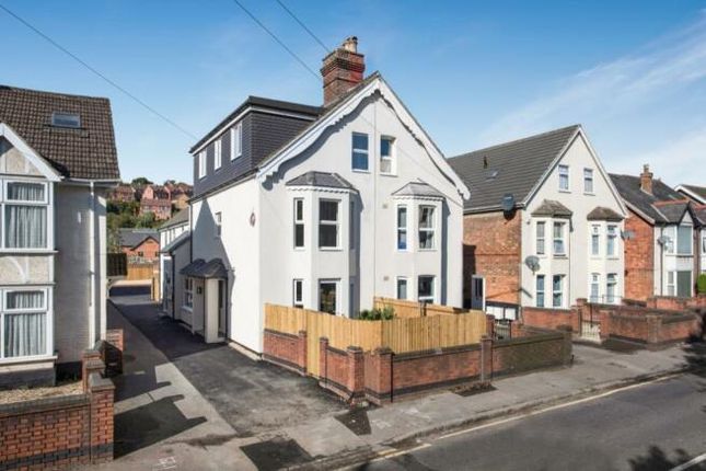 Thumbnail Flat for sale in Hughenden Road, High Wycombe