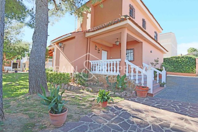 Villa for sale in Montroy, Montroi, Valencia (Province), Valencia, Spain