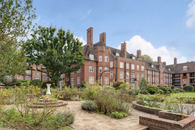 Thumbnail Flat for sale in Hampstead Way, Hampstead Garden Suburb, London