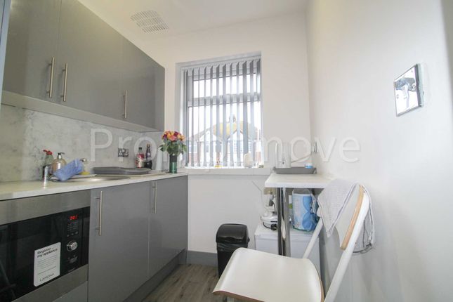 Clevedon Road, Luton photo 3