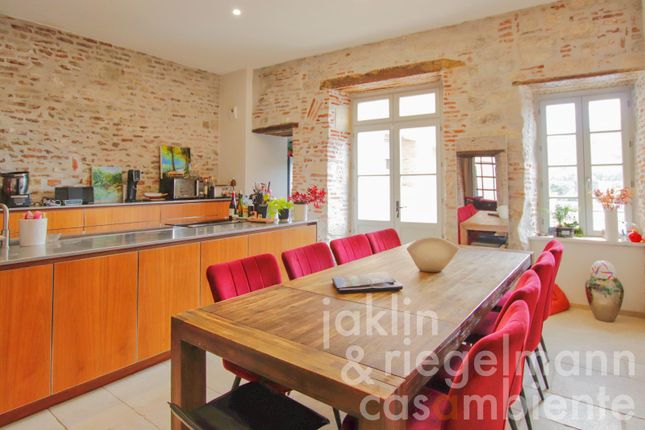 Town house for sale in France, Occitania, Lot, Cahors