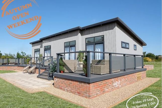 Thumbnail Lodge for sale in Great Hadham Road, Much Hadham