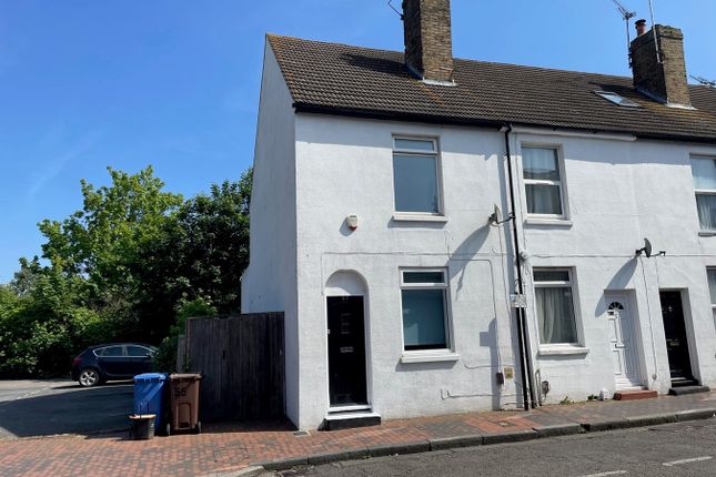 Thumbnail Terraced house to rent in East Street, Sittingbourne