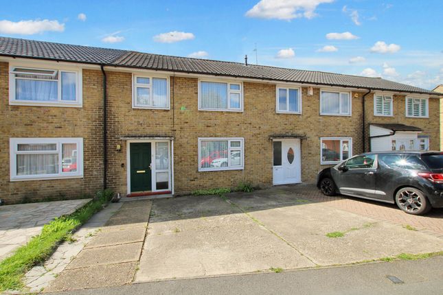 Thumbnail Terraced house for sale in Witchards, Essex