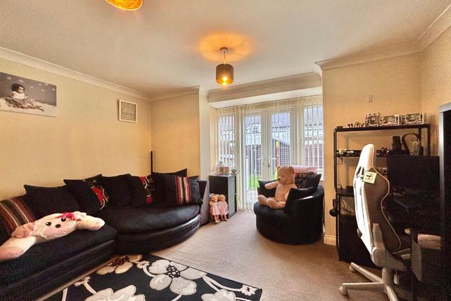 2 Winifred Street, Nottingham photo 2
