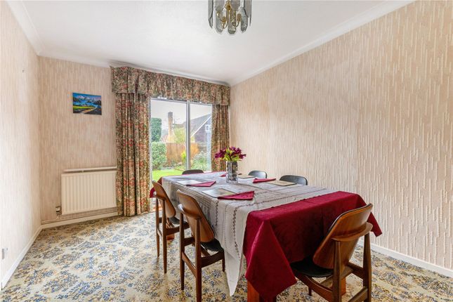 Willow Bank, 18, Pound Lane, Buckinghamshire photo 4