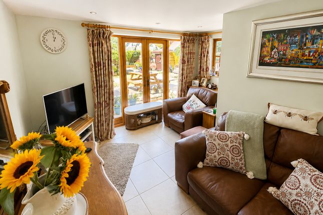 Little Cottage, West End, Cleeve Prior photo 3