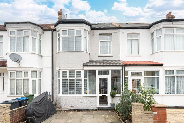 Thumbnail Terraced house for sale in Uckfield Grove, Mitcham