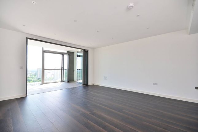 Thumbnail Flat to rent in Great West Quarter, Brentford