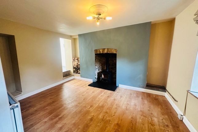 2, Greyhound Lane, Llantrisant photo 3