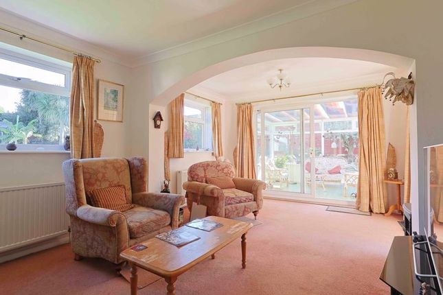 12, Vale Close, Brixham photo 3