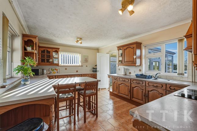 24, Chichester Road, Halesworth photo 3