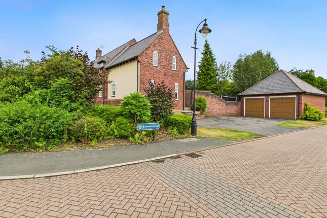 1, Kingsdown Close, Crewe photo 3