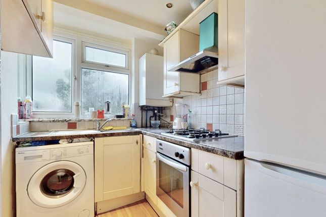 Flat for sale in Tudor Court, Walthamstow