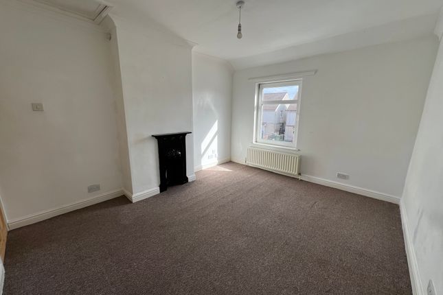Terraced house for sale in Gateford Road, Worksop