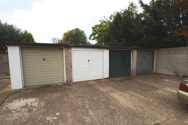 Detached house to rent in Molesey Park Road, East Molesey