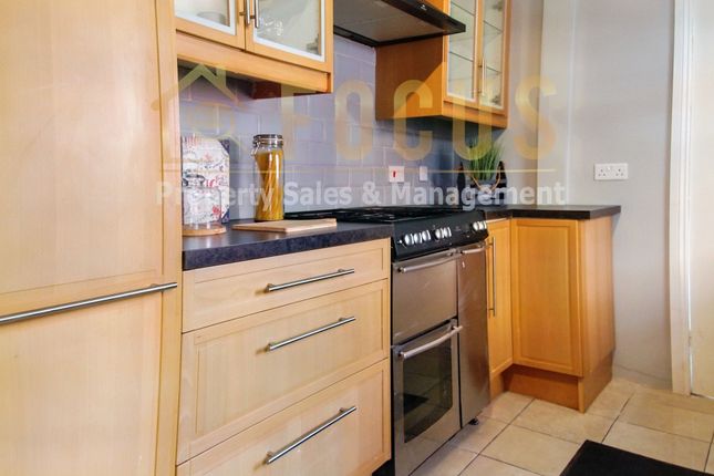 Terraced house to rent in Kimberley Road, Leicester