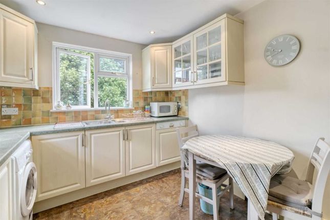 74A, ABERCORN ROAD, London photo 3