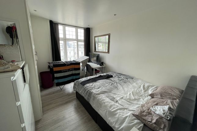 Flat for sale in Hinton Road, Bournemouth