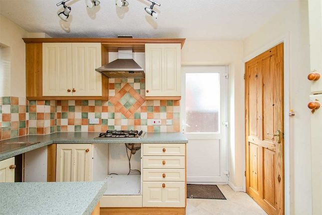 27, Moat Way, Rugeley photo 4