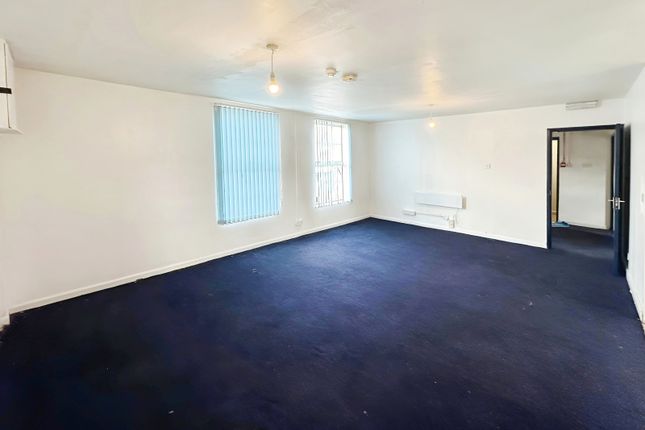 Flat to rent in Howard Street, Rotherham, South Yorkshire