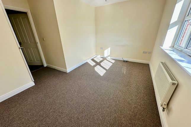 3, Doncaster photo 4