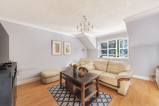 Flat Flat 5, Mayfield Court, 71 Sidcup Hill, Sidcup photo 2